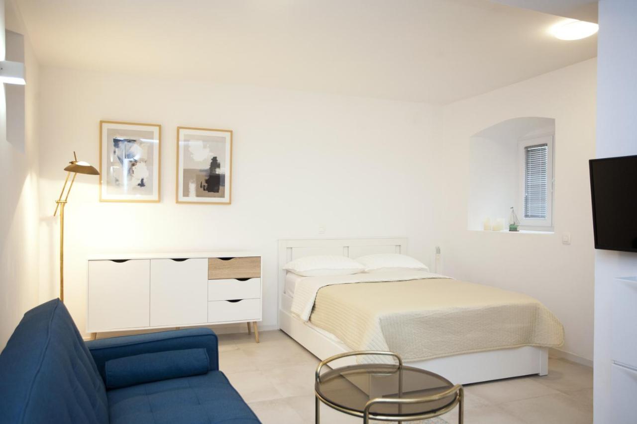 Studio Apartment Jon Split Buitenkant foto