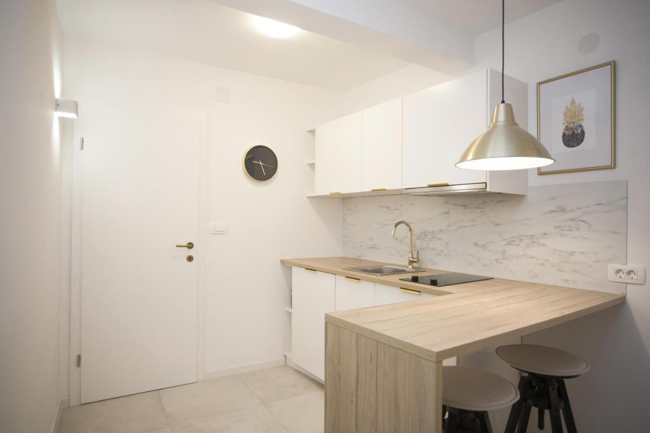 Studio Apartment Jon Split Buitenkant foto